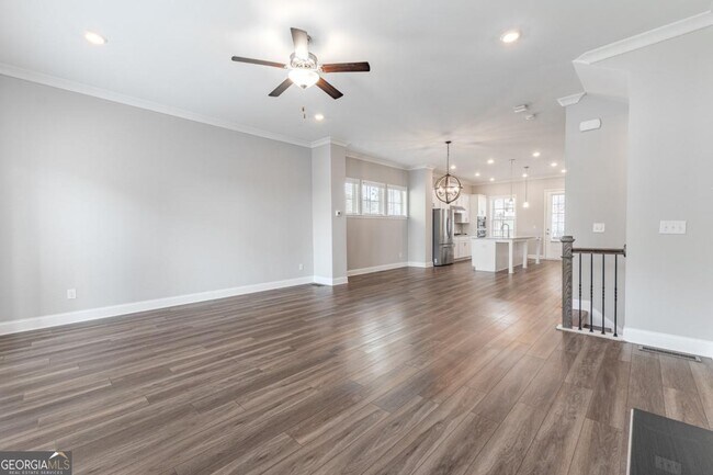 Building Photo - 5051 Pinckney Ln