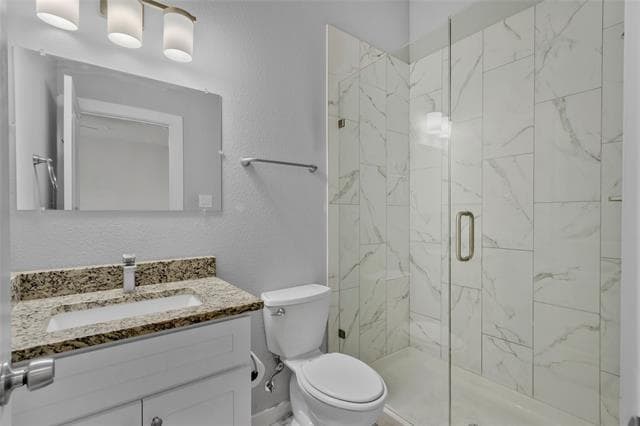 Building Photo - 5979 Rivendell Dr