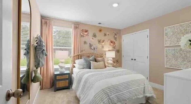 Building Photo - 372 Red Dragon Dr