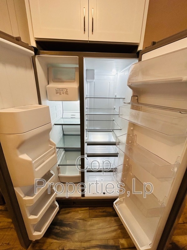 Building Photo - 129 Beechwood Ave