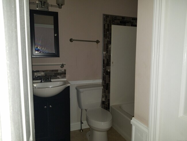 Building Photo - 89 Coleman St