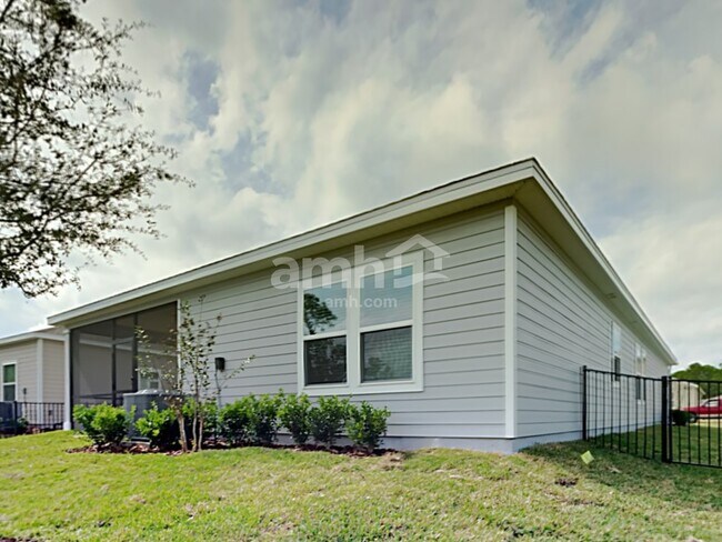 Building Photo - 193 Hemlock Point