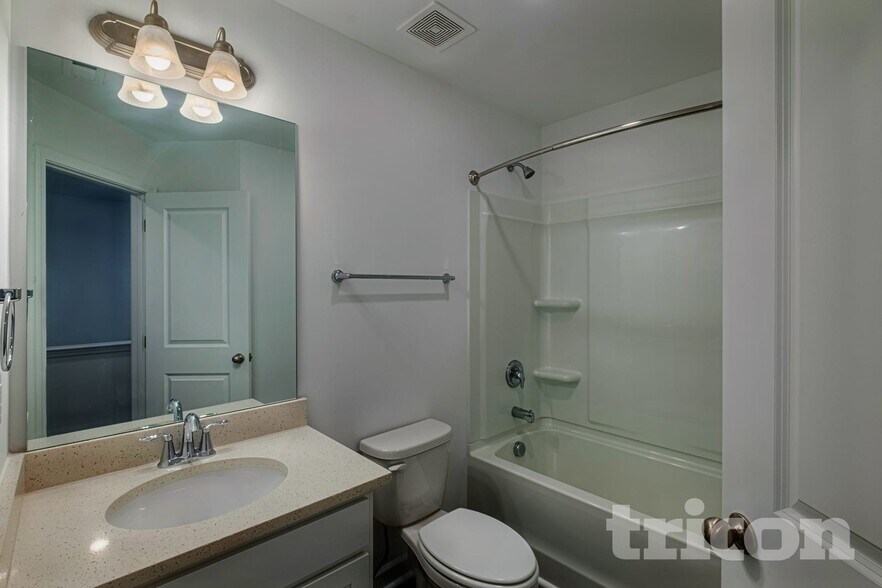 Building Photo - 177 East Ridge Way Woodstock GA