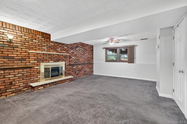 Building Photo - 8 Badami Dr