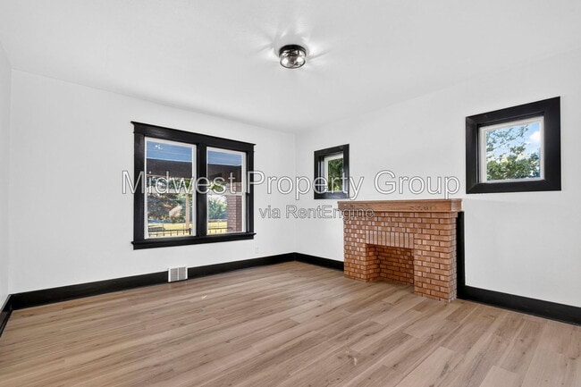Building Photo - 11560 Old Halls Ferry Rd