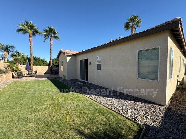 Building Photo - 79902 Barcelona Dr
