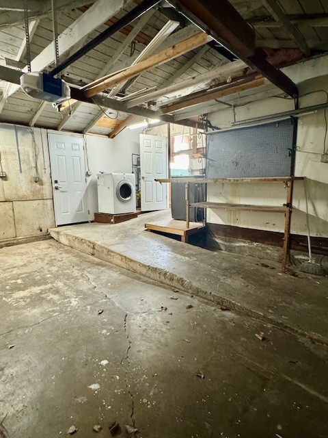 Building Photo - 1004 Esther Dr