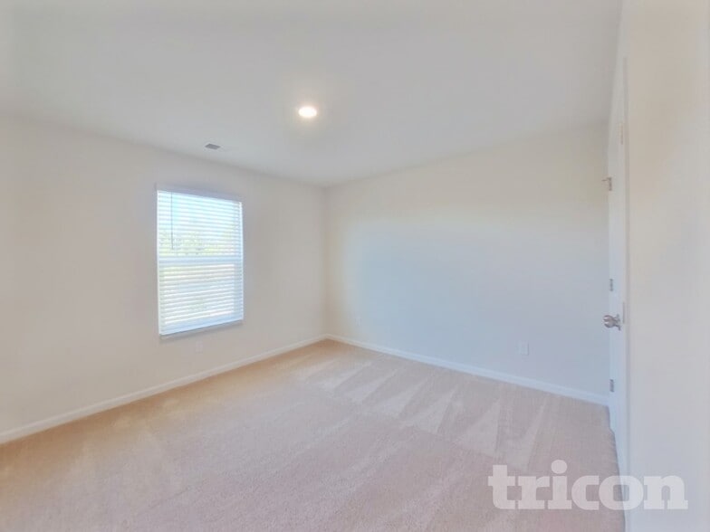 Building Photo - 2010 Southlea Dr