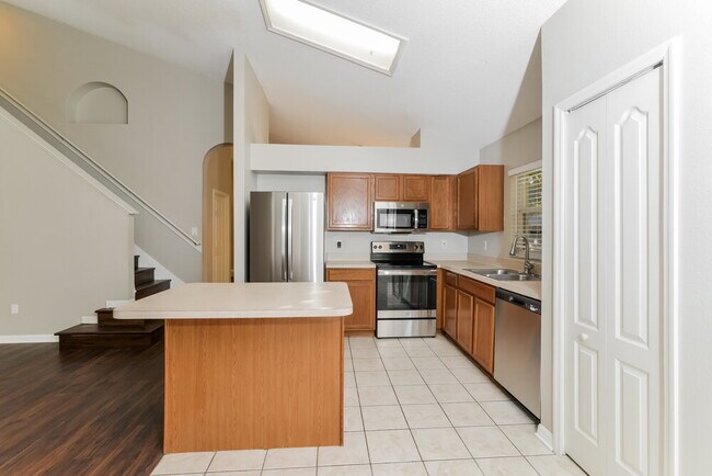 Building Photo - 1235 Pat Patterson Ct