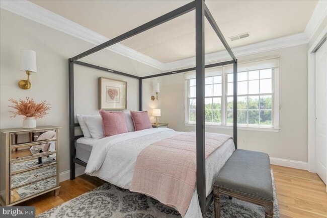 Building Photo - 15043 Gaines Mill Cir