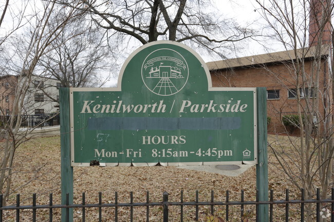 Building Photo - Kenilworth Courts/Parkside Addition