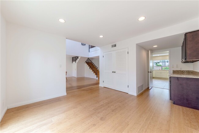 Building Photo - 23 Chicory Way