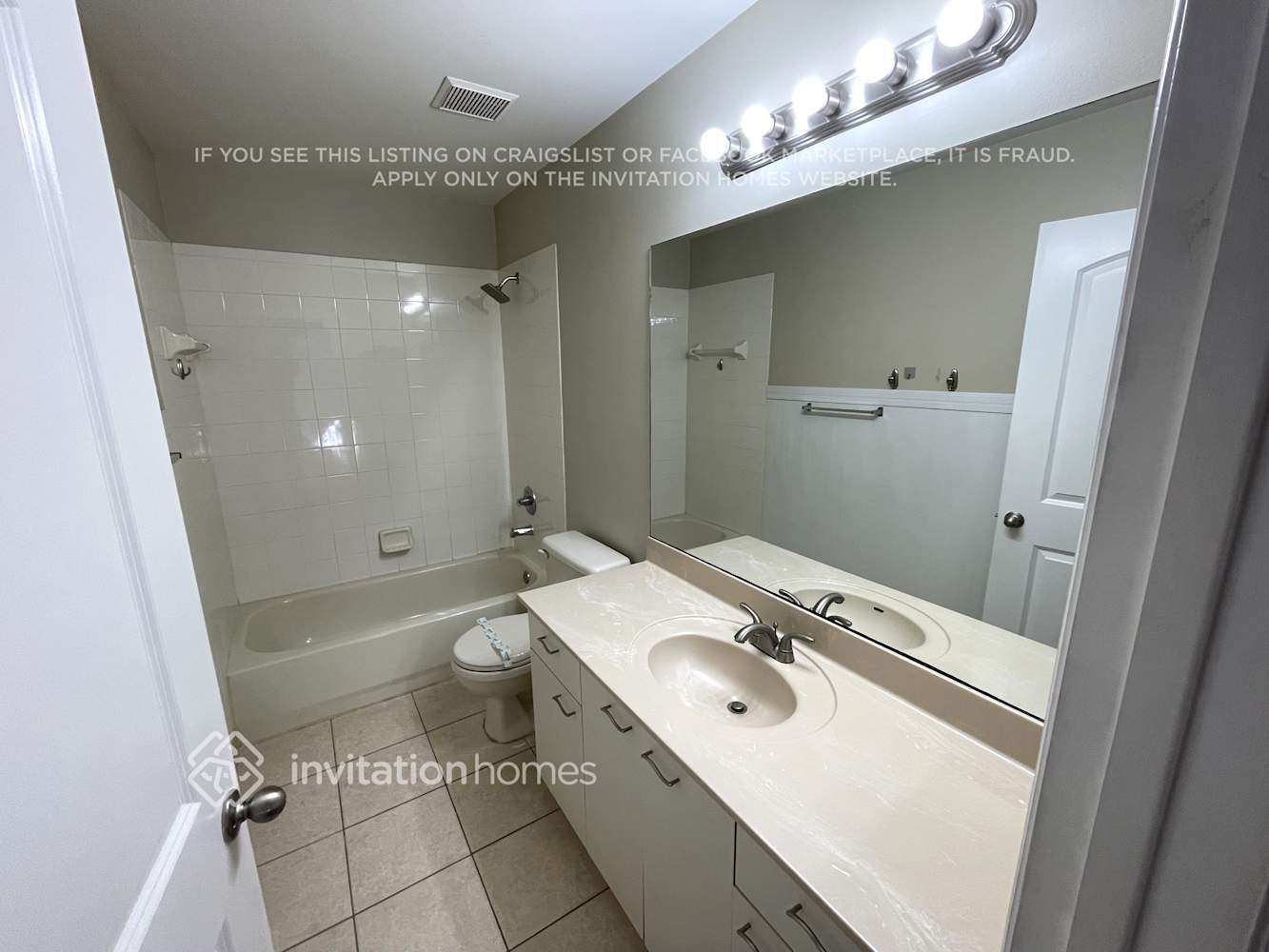 Building Photo - 3994 Crescent Creek Dr