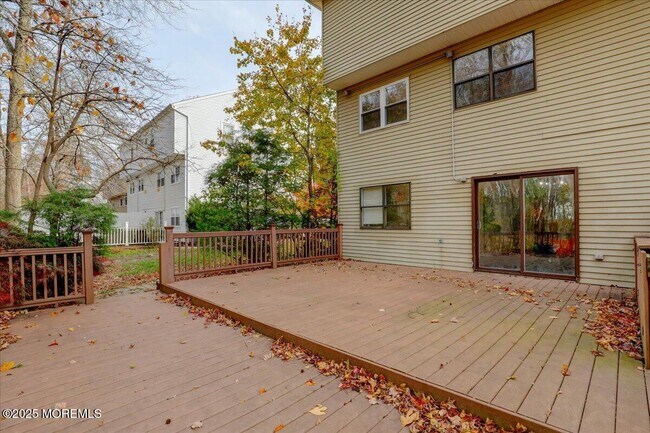 Building Photo - 12 Lone Star Ln