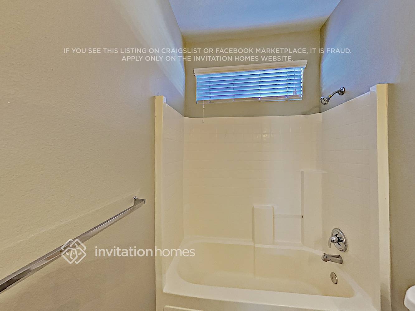 Building Photo - 6042 Halehaven Dr