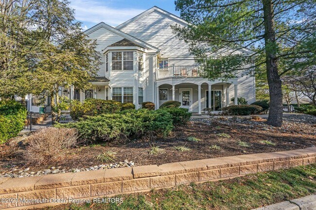 Building Photo - 7 Tulip Ln