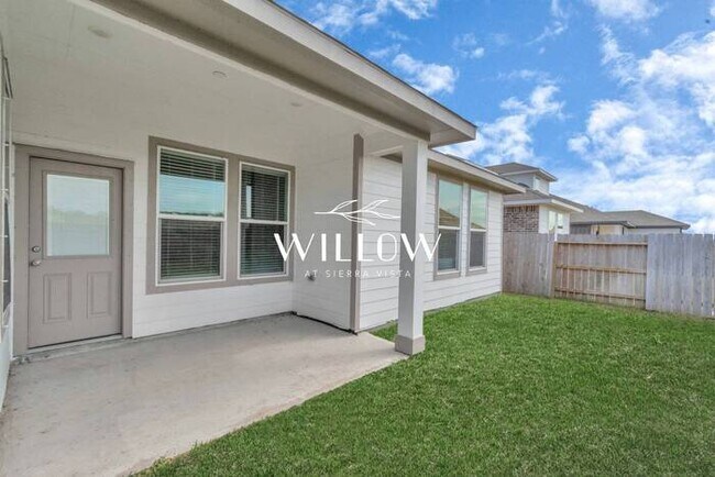 Building Photo - Incredible 3-Bedroom Home in a GREAT Commu...