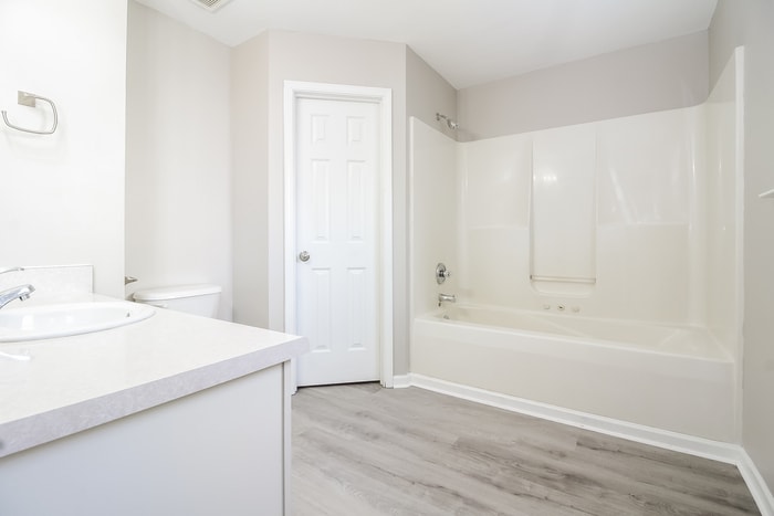 Building Photo - 206 Yukon Dr