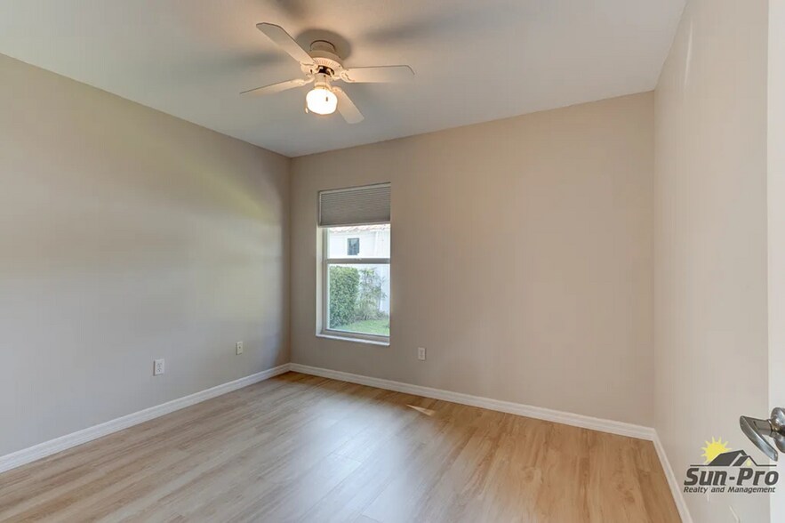Building Photo - 124 New Hampshire St