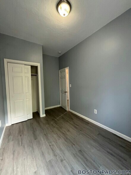 Building Photo - 3150 Washington St