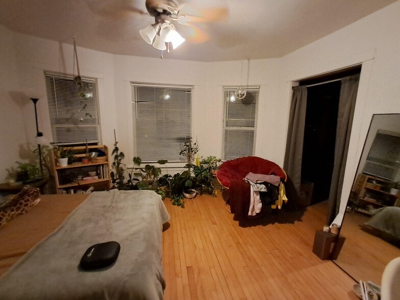 Building Photo - 314 N Ingersoll St