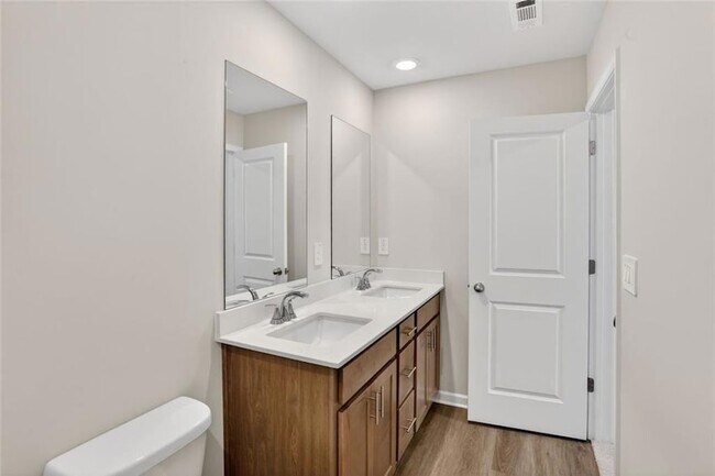 Building Photo - 6929 Winchester Pl