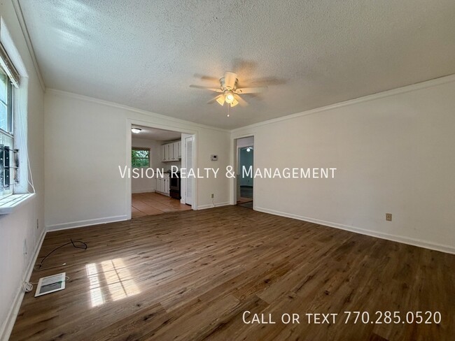 Building Photo - 1070 Ollie Cir NW