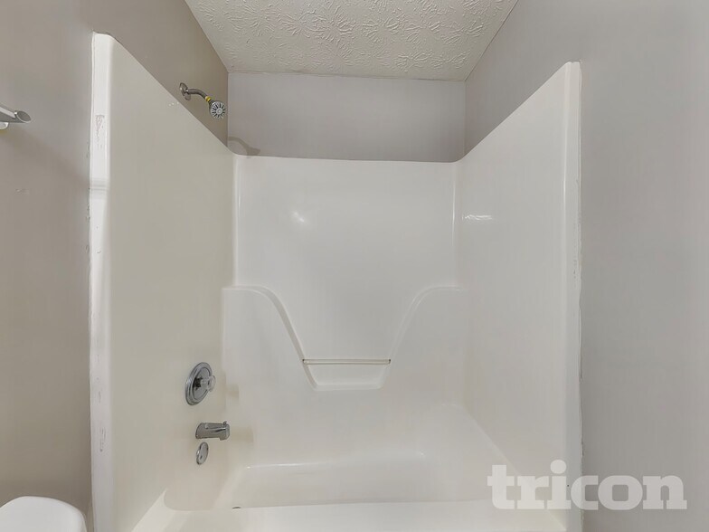 Building Photo - 233 Misty Ridge Trail