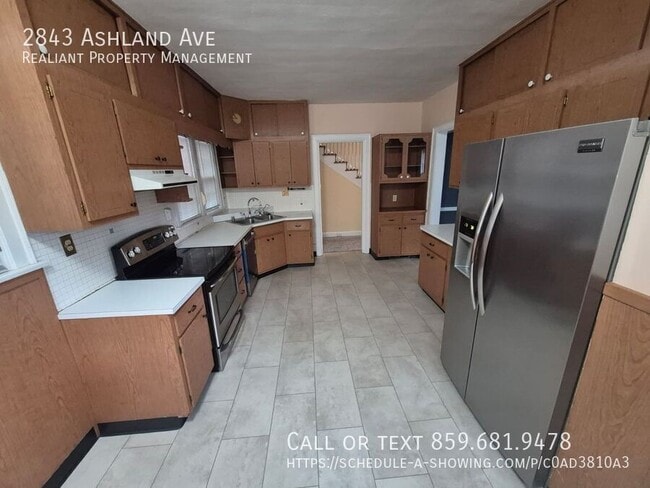 Building Photo - 2843 Ashland Ave