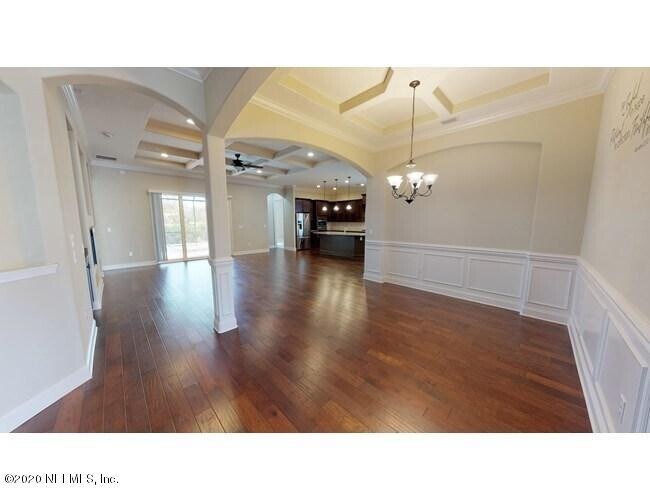 Building Photo - 323 Tate Ln