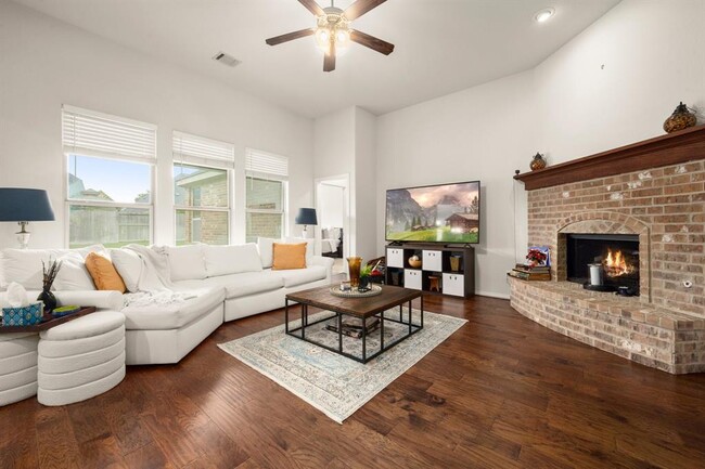 Building Photo - 8138 Black Percher St