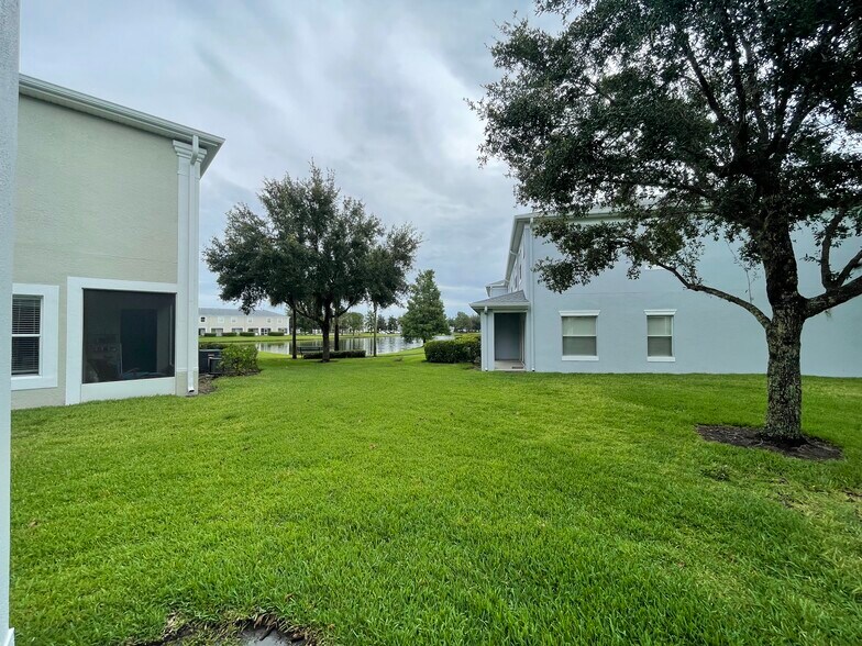 Building Photo - 9461 Flowering Cottonwood Rd