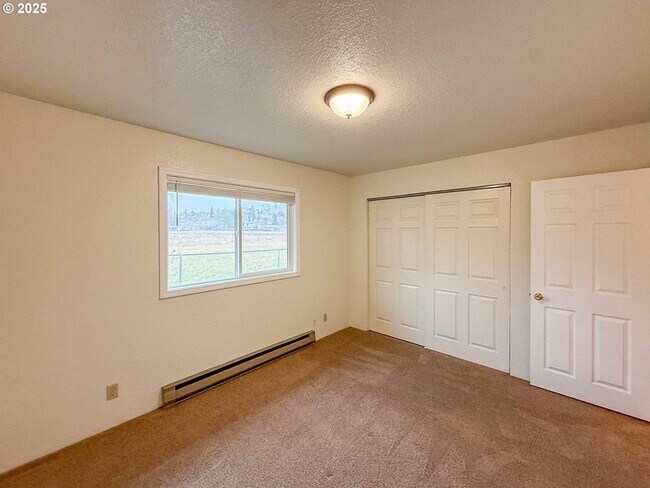 Building Photo - 1927-1929 Green Ave