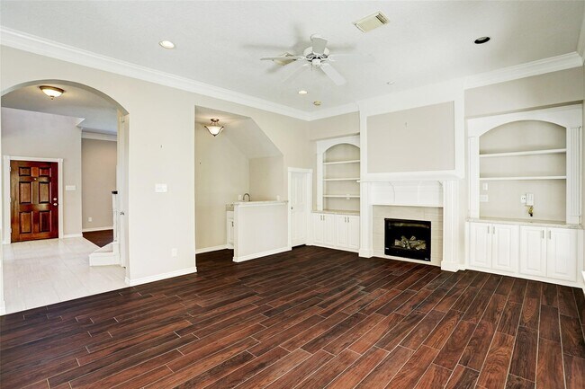 Building Photo - 4425 Mildred St