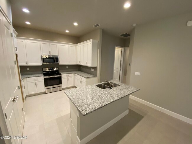 Building Photo - 78 Longridge Ln