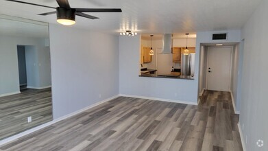 Building Photo - 4500 N Flagler Dr