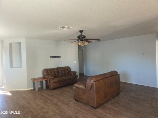 Building Photo - 1958 E Renegade Trail