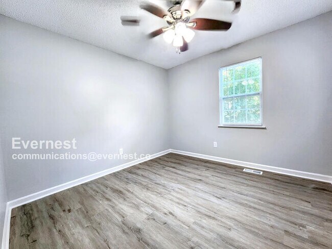 Building Photo - 80 Remington Ln