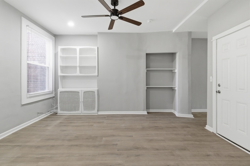 Building Photo - 2322 Callow Ave