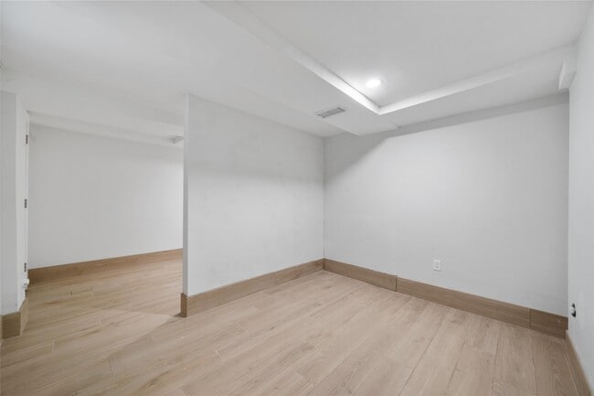 Building Photo - 604 Palisade Ave