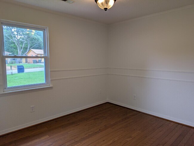 Building Photo - 3210 Clifford Rd NW