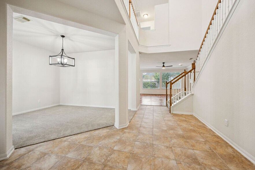 Building Photo - 18006 Cypress Valley Ln