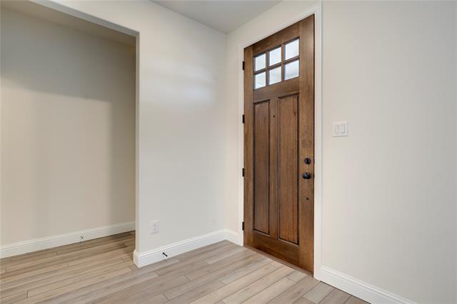 Building Photo - 13027 Makers Dr