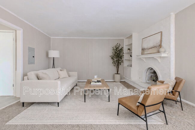 Building Photo - 6814 Lancer Ln