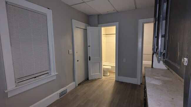 Building Photo - Atlas Investment Group, LLC (569 Allyn St ...