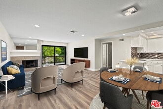 Building Photo - 8512 Tuscany Ave