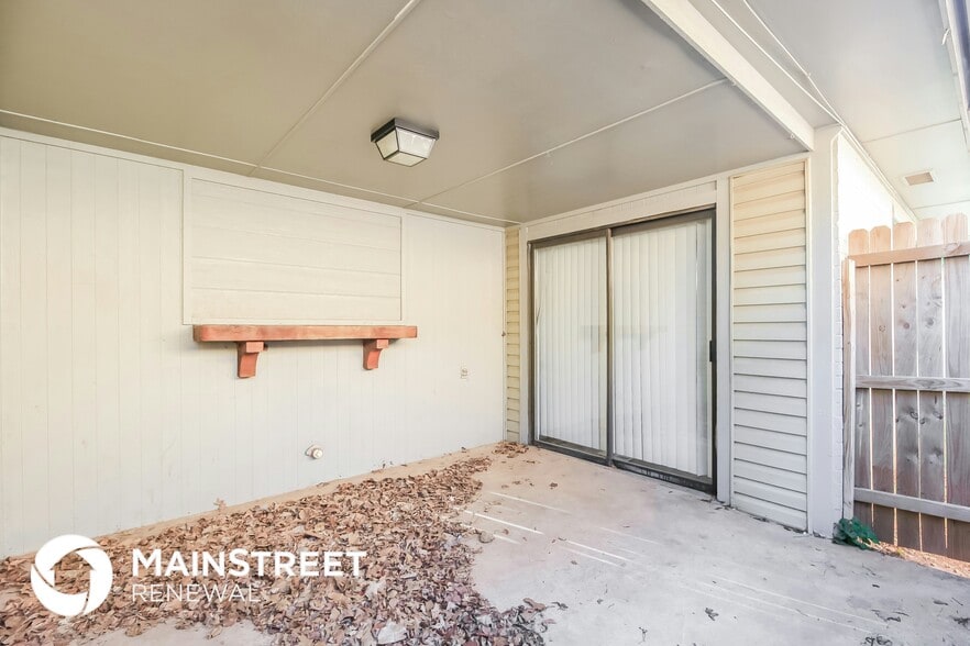 Building Photo - 712 NW 139th St