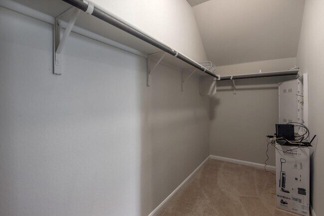Building Photo - 14126 Macquarie Dr
