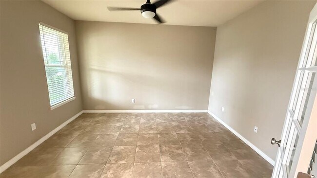 Building Photo - 32612 Harmony Oaks Dr