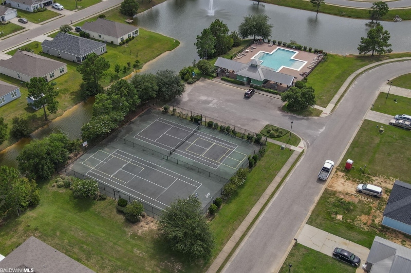 Building Photo - 18300 Lewis Smith Dr